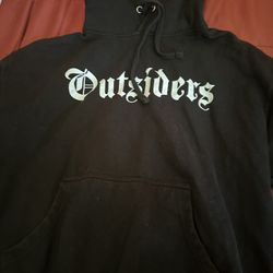 Outsiders / L