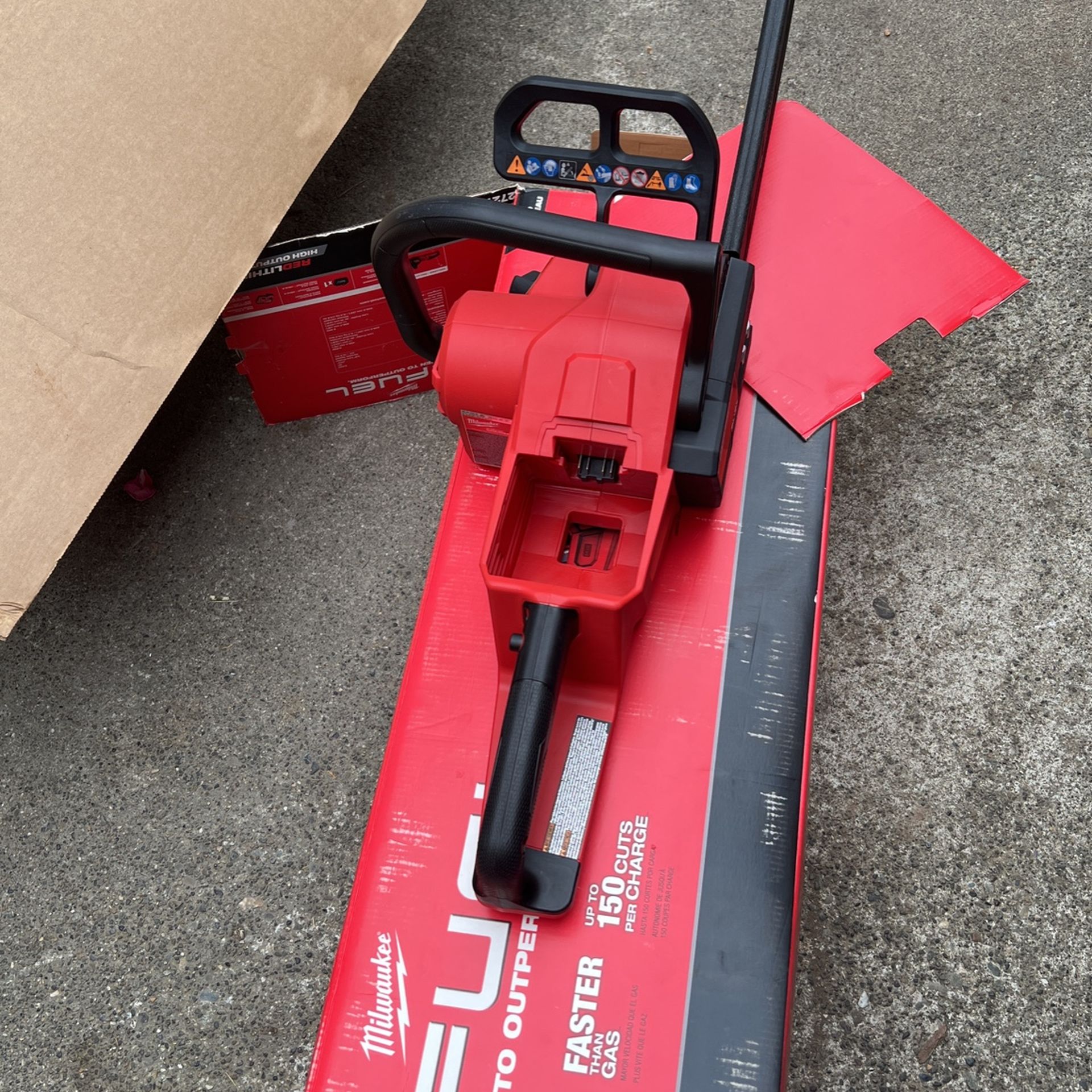 Milwaukee Chainsaw Model 2727-20 Tool Only 