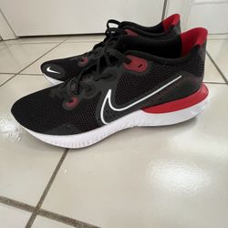 Nike Renew Run Running Shoes CK6357-005 Black/White/University Red Men’s Sz 13 Pre-owned. Photos are