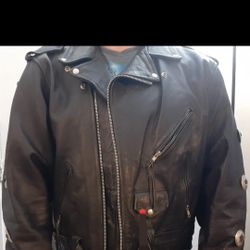 Motorcycle Leather Jacket XL $95 Dlls. O.B.O 