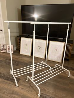 2 clothing racks