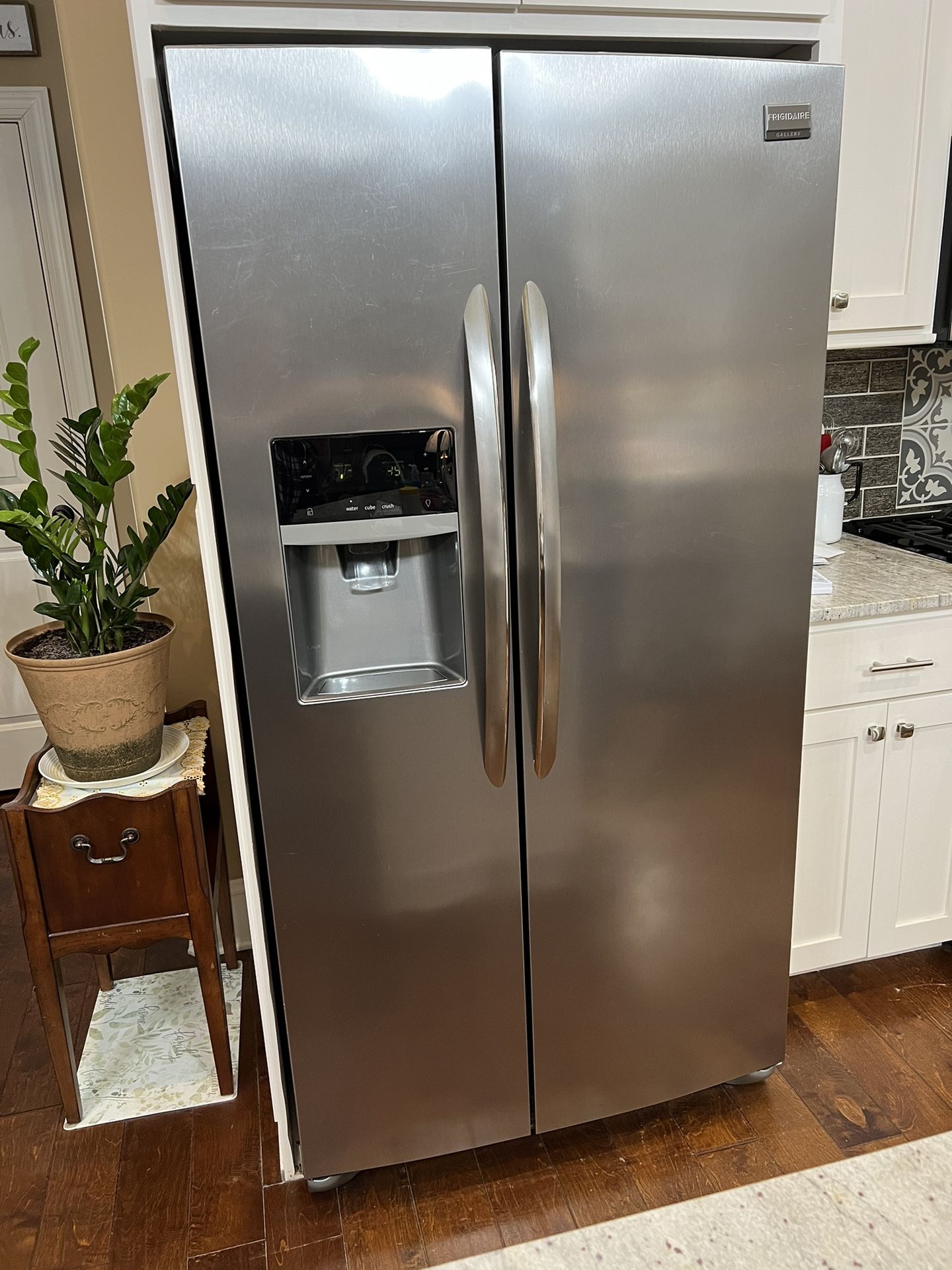Frigidaire Gallery Side By Side Refrigerator