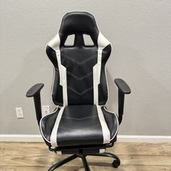 Gaming chair