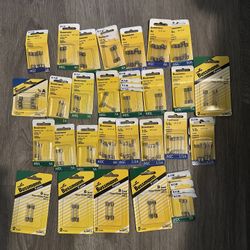 Lot Of 28 Bussmann Fuses Assorted 