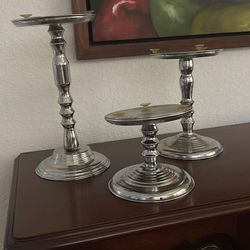 Cake stands 