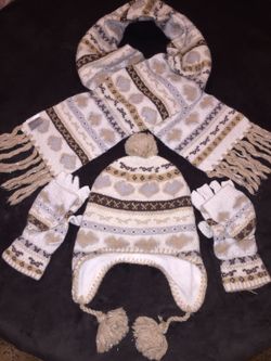 Size 5-7 Girls 3 Piece Hat, Scarf and Gloves Set