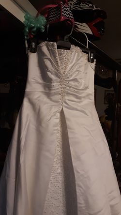 Wedding dress size 8