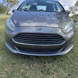 2014 Ford Fiesta