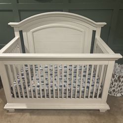 Baby crib