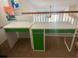 DESK