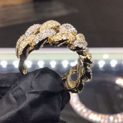 10k Gold Miami Cuban Ring Baguette And Round Diamond Available In Stock.Big Diamond Ring .💎💎💎