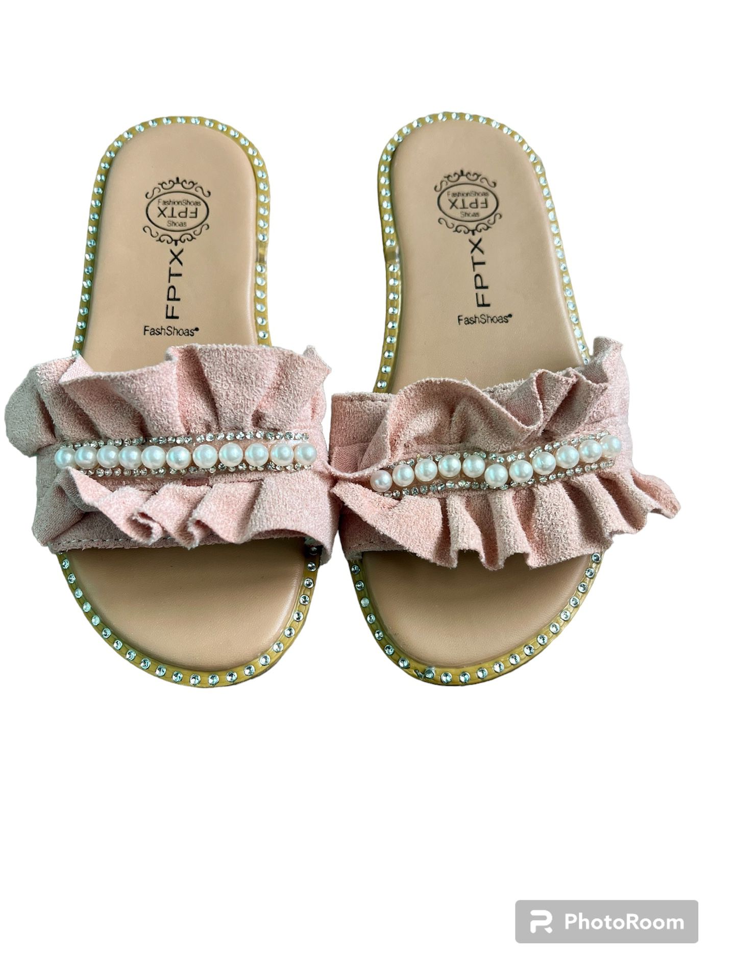 Girls Size 11 Child Pearl Pink Ruffle Sandals with Detailed Edges, Slip On