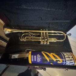 Holton Trumpet- Case Included- Cleaner Too