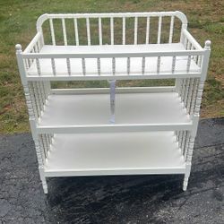 Changing table