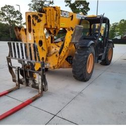 10,000lbs Reach Forklift - JCB 510-56