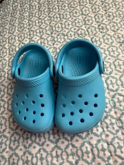 Crocs size 5 C toddler
