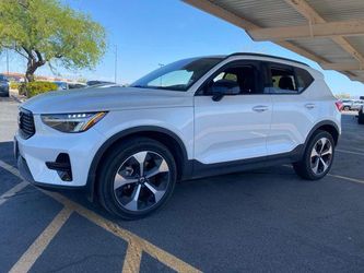 2024 Volvo XC40