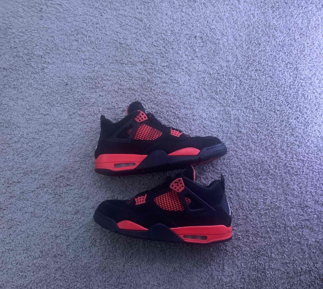 Jordan 4 Red Thunder Size 11