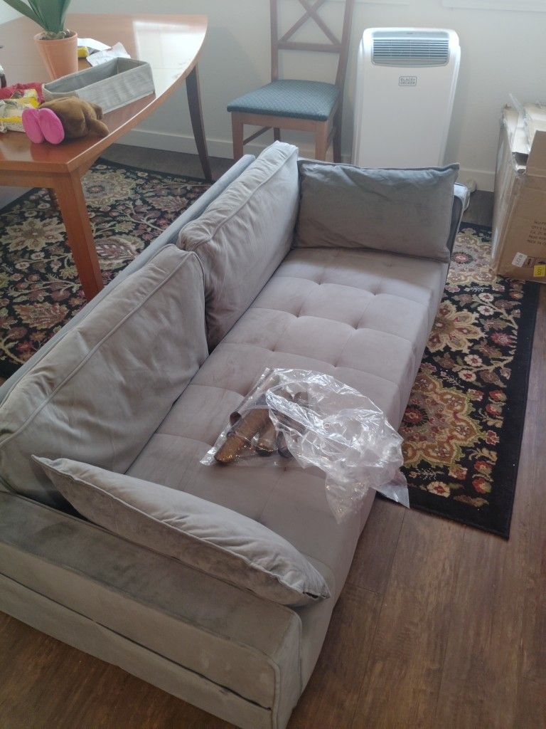 Futon Couch With Legs Easy Set Up