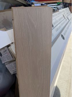 European Oak Engineered Wood 275 sqft