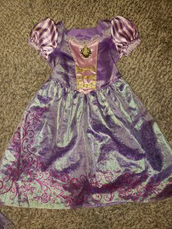 Rapunzel dress 5/6