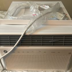 *NEW*GE 12000 BTU Smart AC 