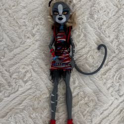 monster high cat doll