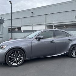 2018 LEXUS IS 300 $23.995
