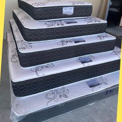 Cal King size mattress/ Colchon