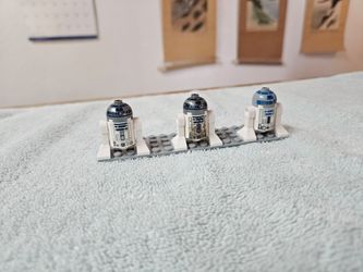 Lego Star Wars R2-D2 Minifigure Lot