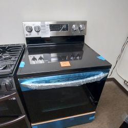 LG Electric Range