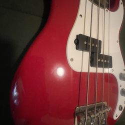 Squire Mini Precision Bass by Fender  $250