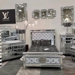 new queen bed dresser mirror nightstand 