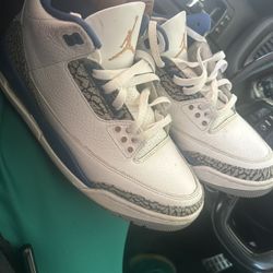 Jordan 3s 9.5