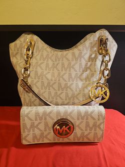 Michael Kors Signature Bag and Wallet Set