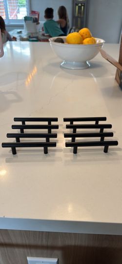 Cabinet pulls