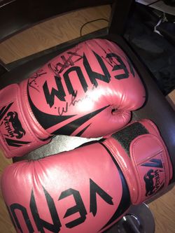 Boxing gloves signed by ufc fighters