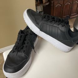 Adidas Mens Athletic Shoes Size 8.5
