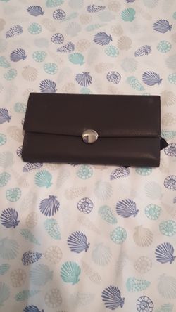 Mundi new with tags leather wallet