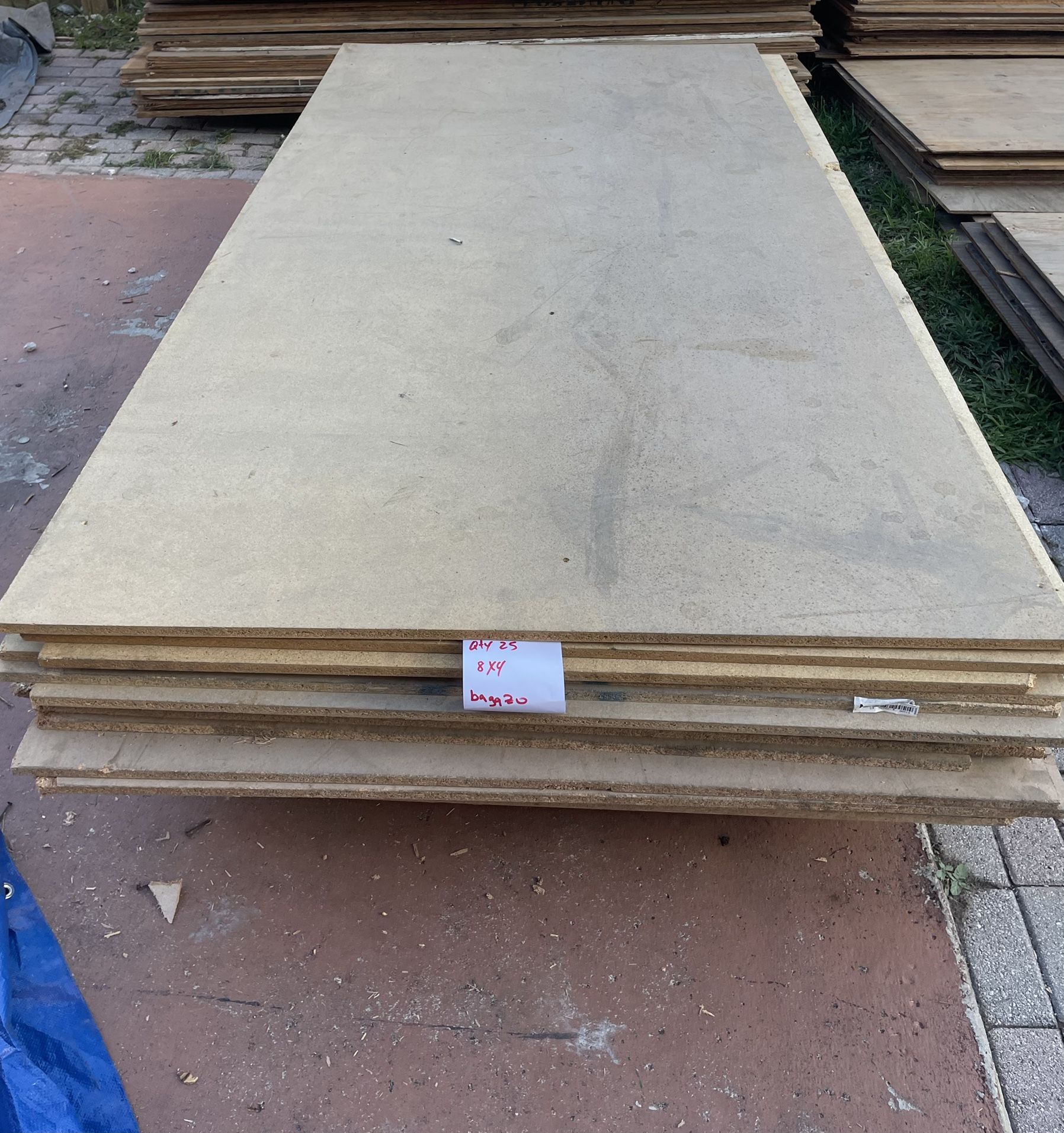 Comoisute Wood / Gabazo 8 X 4 $5.00