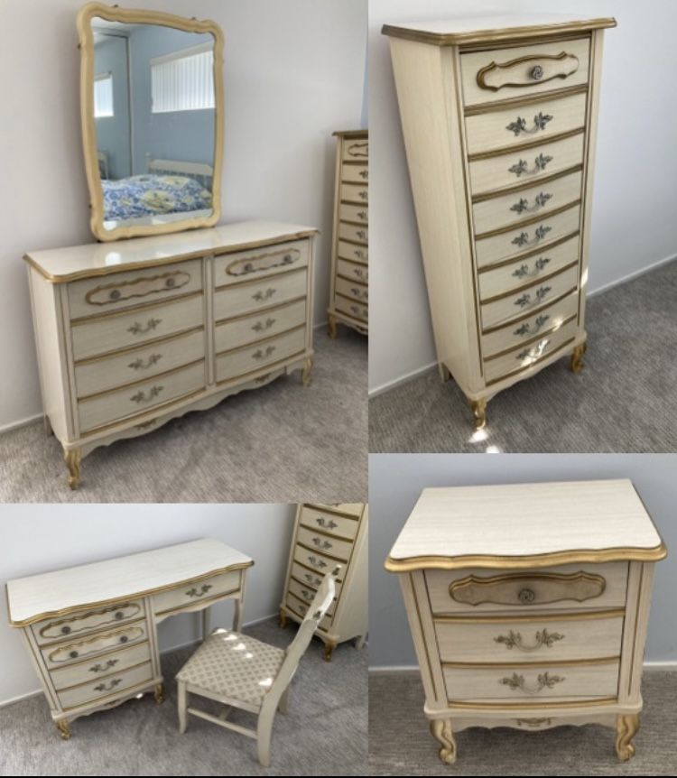 SEARS “Bonnet” French Provincial Bedroom Set