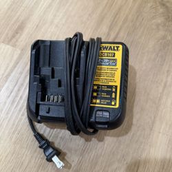 DEWALT CHARGER