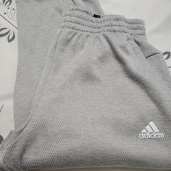 Adidas  Sweatpant