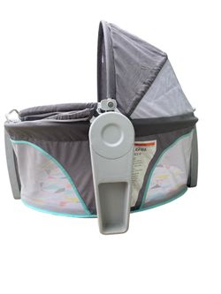 Fisher-Price Portable Bassinet On-The-Go Baby Dome