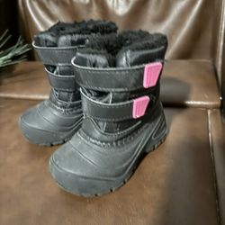 Snow Boots Size 6