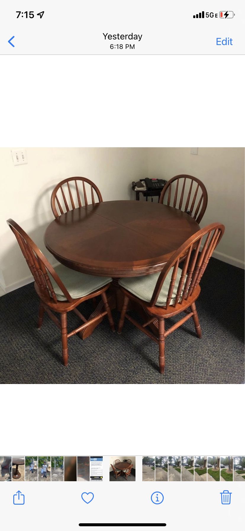 Vintage Mint Condition Windsor Dining Room Table And Chairs 