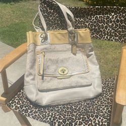 Beautiful Vintage Coach Bag With Duster Bag
