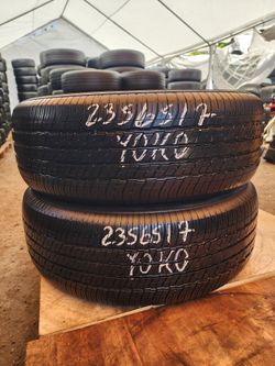 235 65R 17 YOKOHAMA AVID S34 TIRES 2356517 USED TIRES (PAIR) MOUNT BALANCE INCLUDED