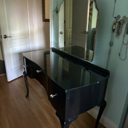 Black Vanity Table with Glass Top and Mirror – Elegant Vintage Style