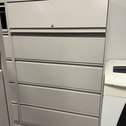 Filing Cabinets 